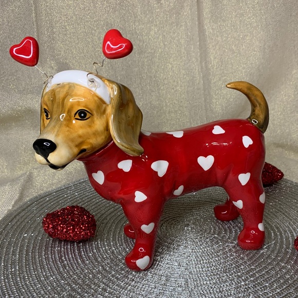 Blue Sky Clayworks Valentine Dog Beagle Tabletop